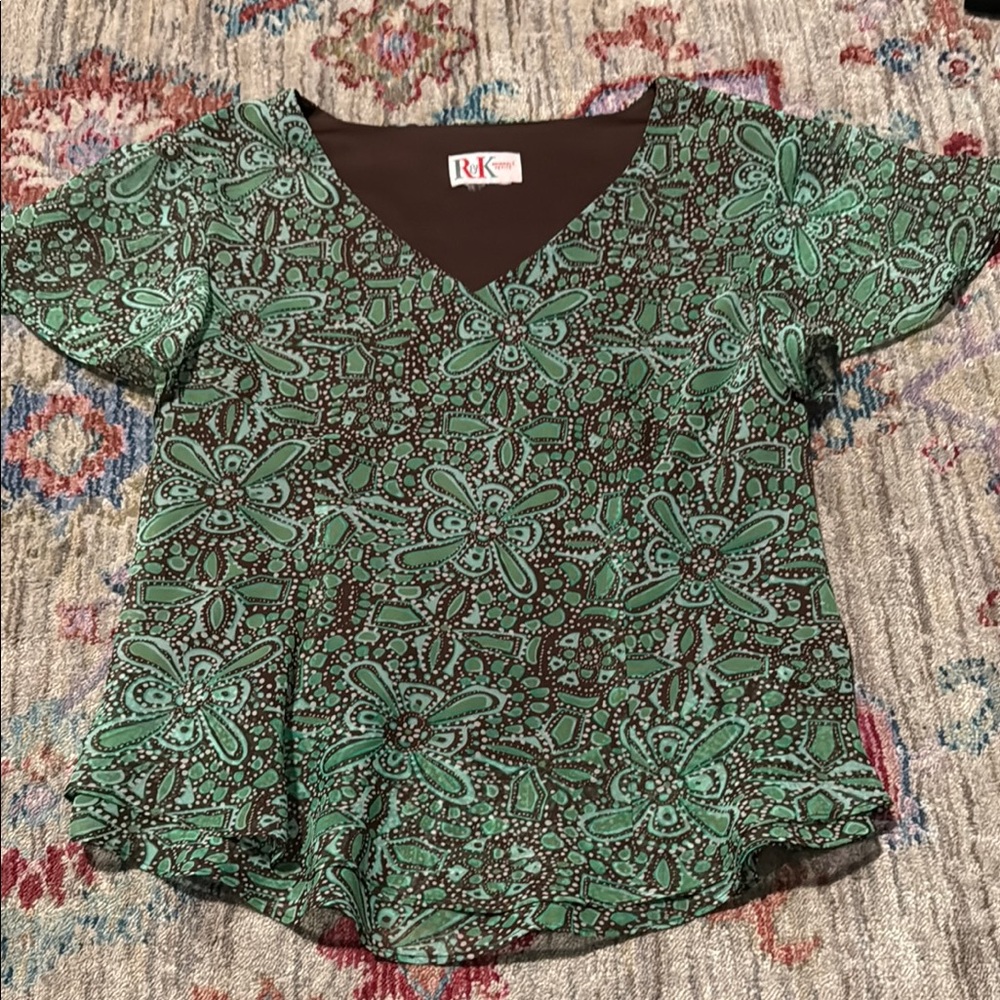 RK Green Floral Patterned Top